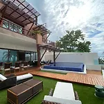 Luxury Beachfront Villa - Pez Volador - Hotel Zone
