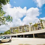 2 Bedroom Apartment - Pool & Jacuzzi