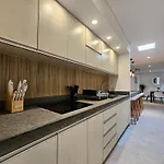 1St Luxury Warehouse