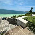 6Br Exclusive Beachfront Retreat By Solmar Rentals