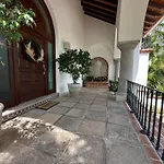 6Br Exclusive Beachfront Retreat By Solmar Rentals