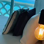 Beachside Apartments Cancun
