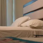 Infinity Suites Doble Room 207