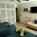 Brisas Sealight Apartment