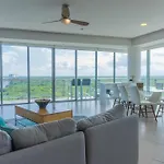 Luxury Beachfront Condo - Cancun