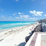 Bonito Departamento En Condominio Con Playa