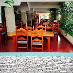 Hotel Plaza Carrillo\'S