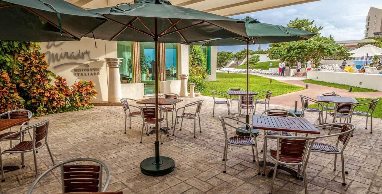 Beachfront Getaway Aparthotel