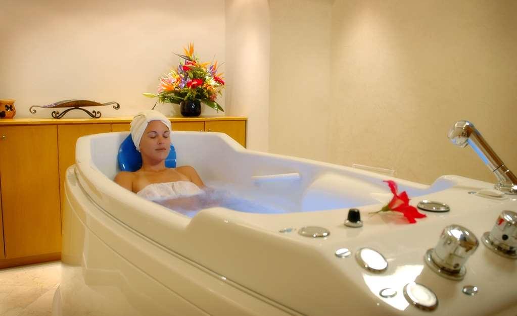 Hotel Occidental Tucanc N Cancun