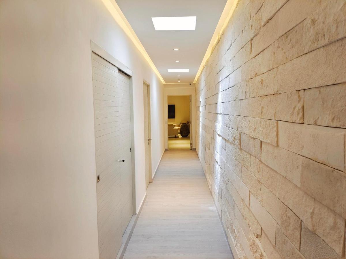 1st Luxury Warehouse Apartment *