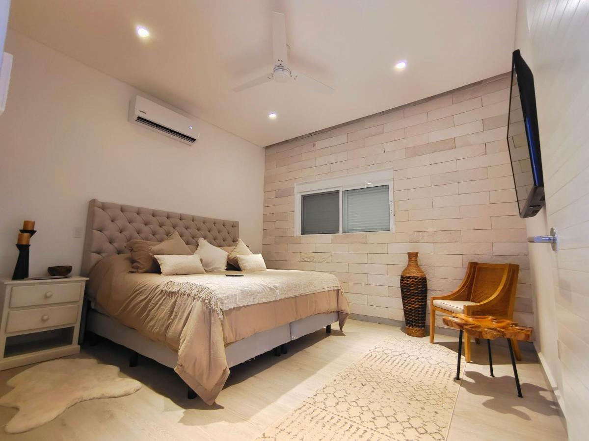 1st Luxury Warehouse * Cancún