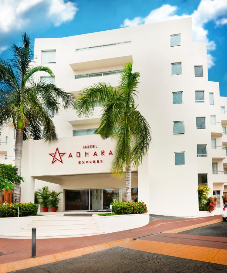 Adhara Express Cancun