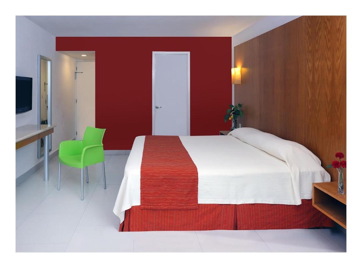 Adhara Express Hotel Cancun