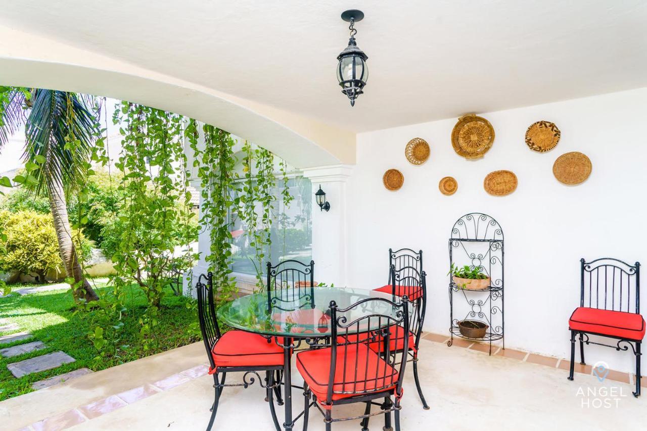 Oceanside Townhome A Block To Beach Plus 3 Pools Onsite Holiday home Cancun