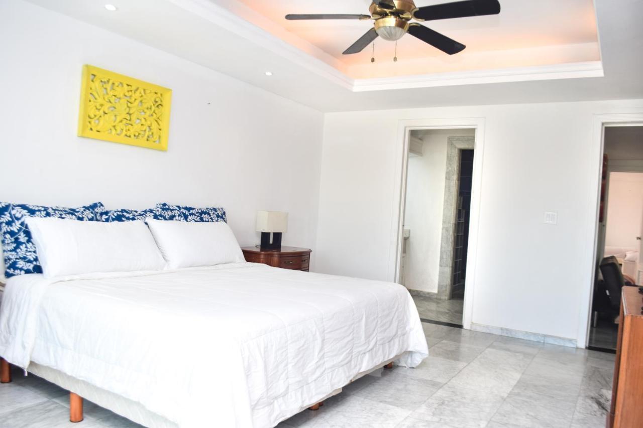 Departamento Sobre La Playa Apartment Cancun