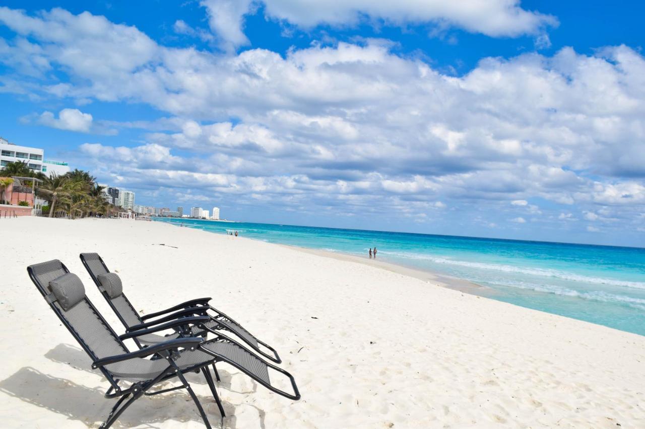 Departamento Sobre La Playa * Cancun