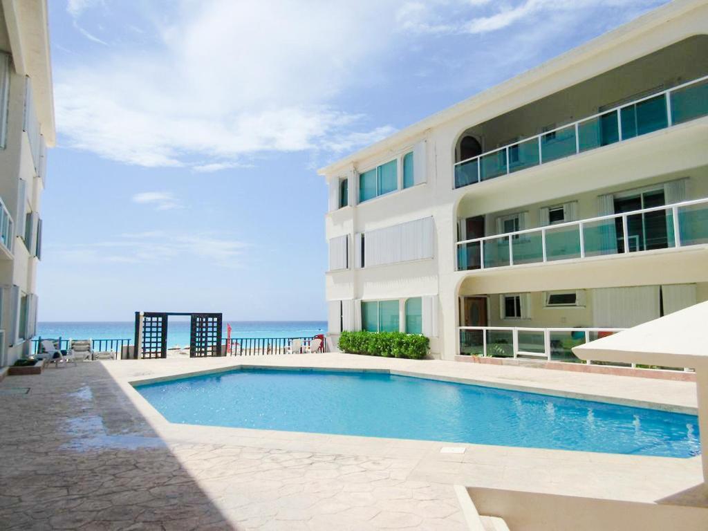 Departamento Sobre La Playa * Cancun