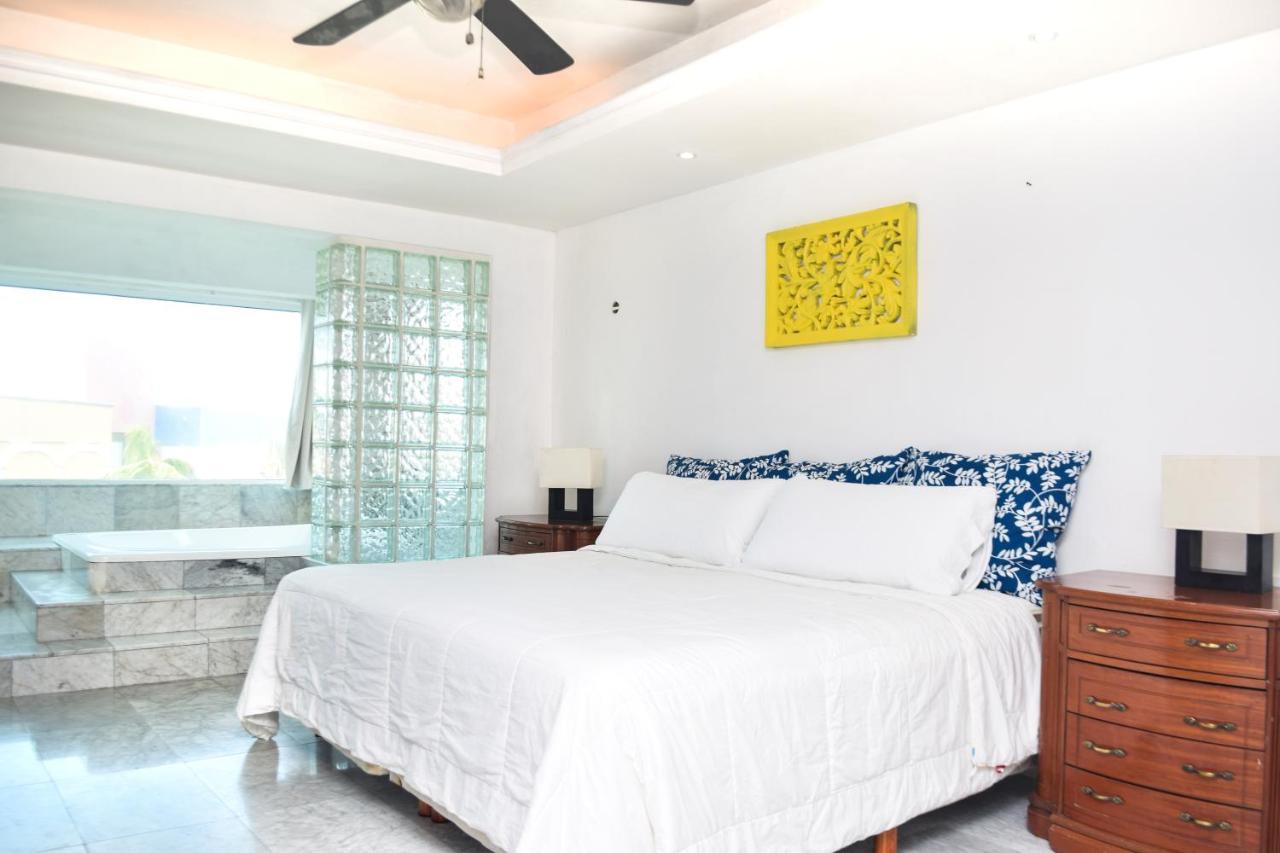 Departamento Sobre La Playa * Cancun
