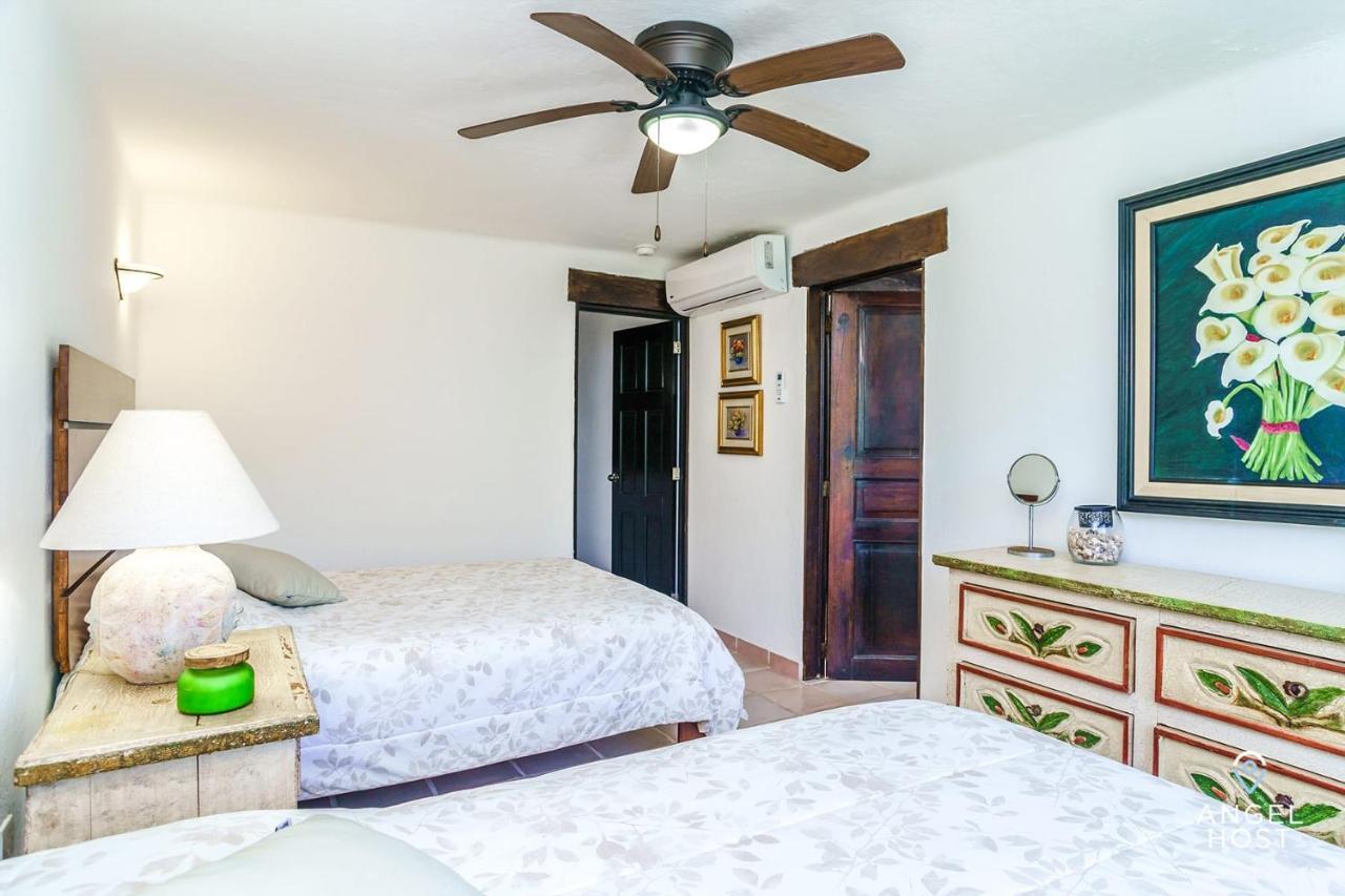 Oceanside Townhome A Block To Beach Plus 3 Pools Onsite * Cancun