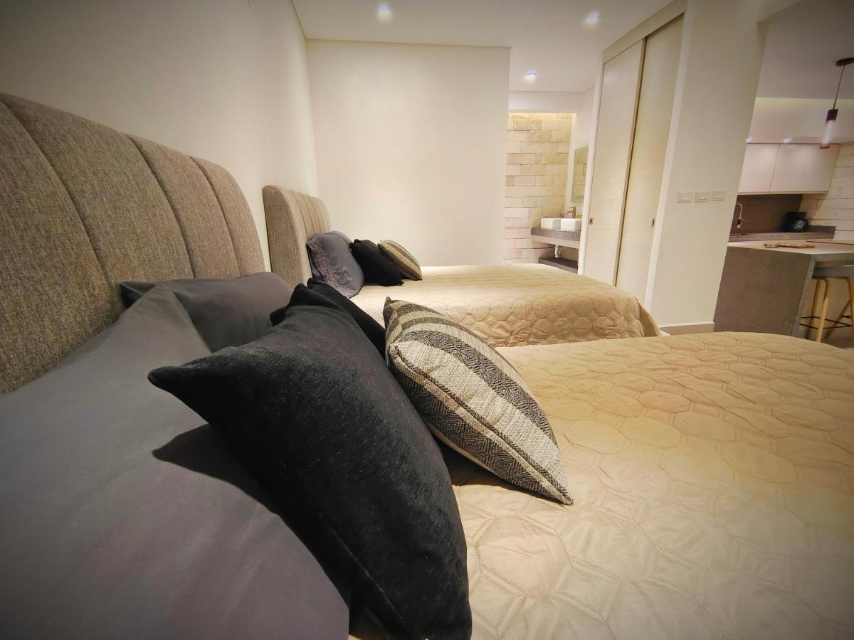 1st Luxury Warehouse Cancún