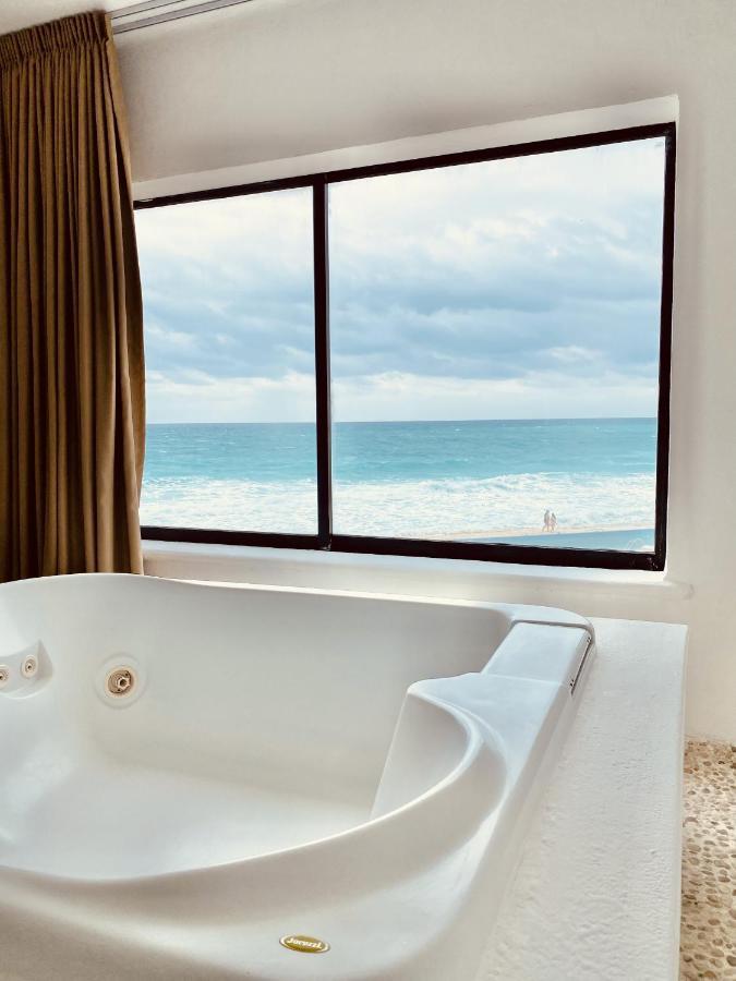 Hotel Cyan & 4*