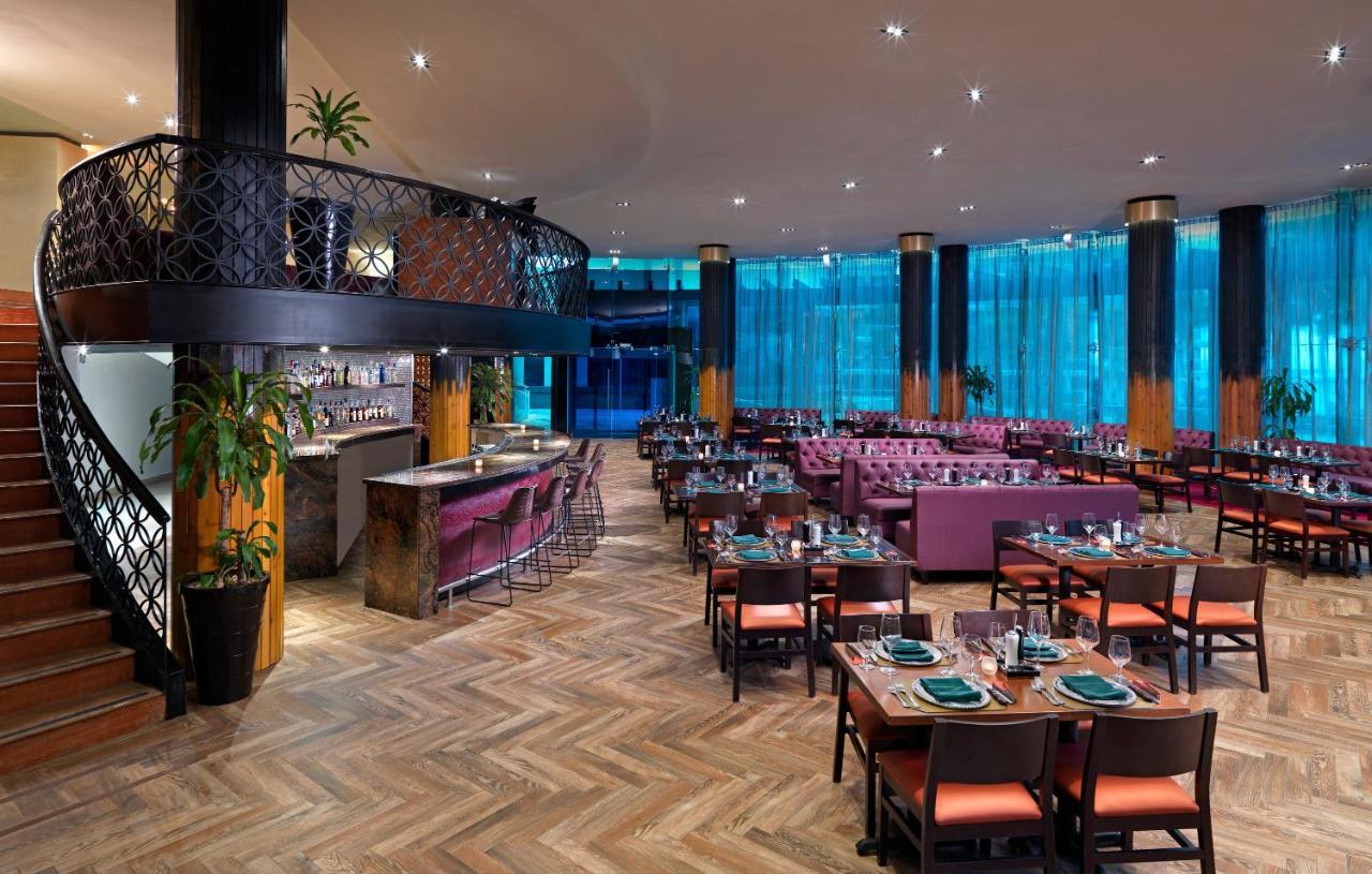 Resort Hard Rock