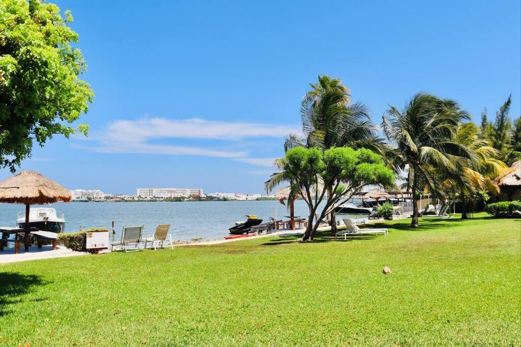 Relaxing View 2br Apto 15min Walking To The Genc3 * Cancun