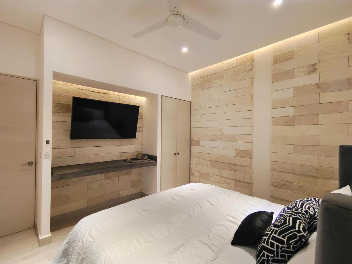 1st Luxury Warehouse Cancún