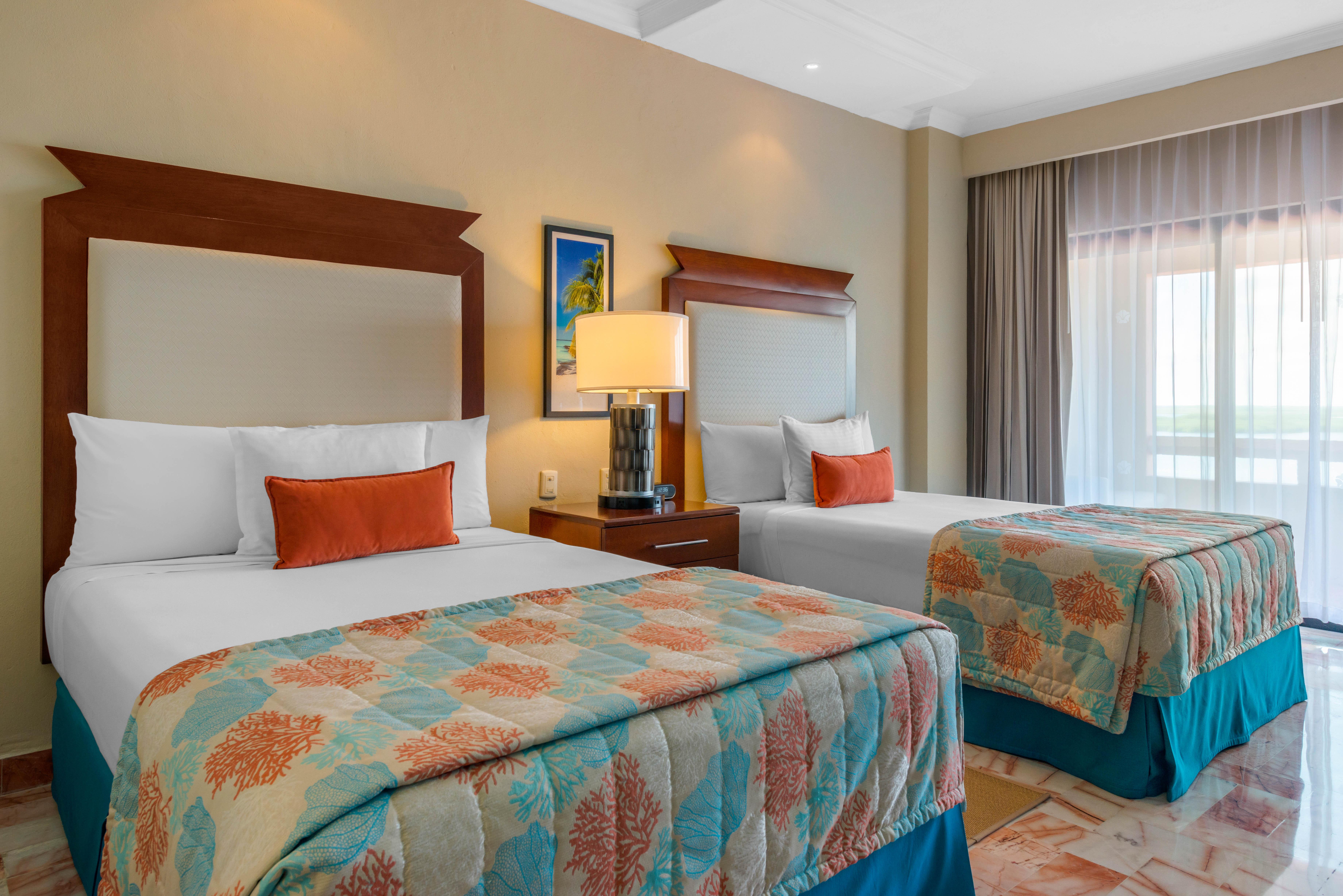 Wyndham Grand All Inclusive & 5* Cancun