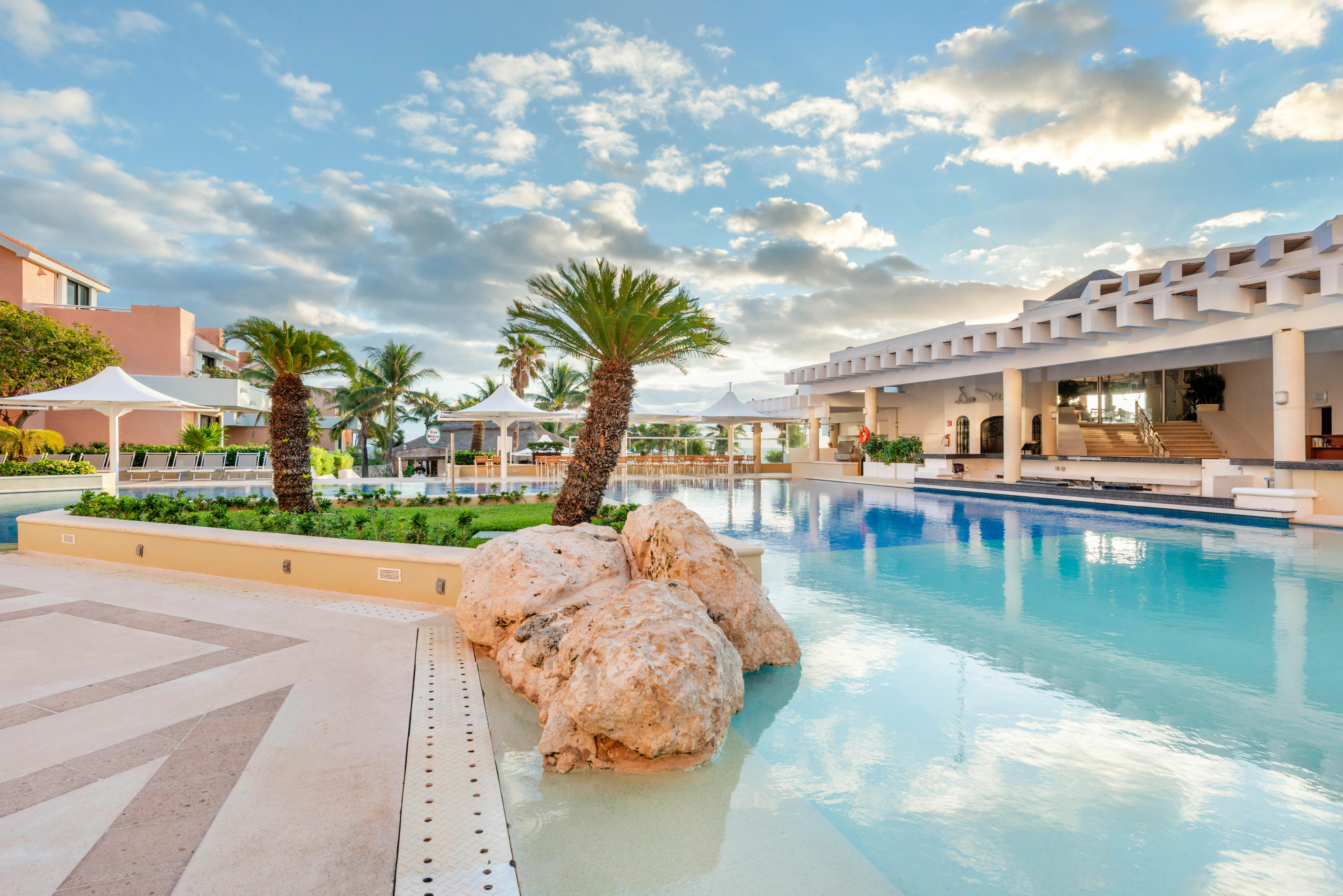 Wyndham Grand All Inclusive & Cancun
