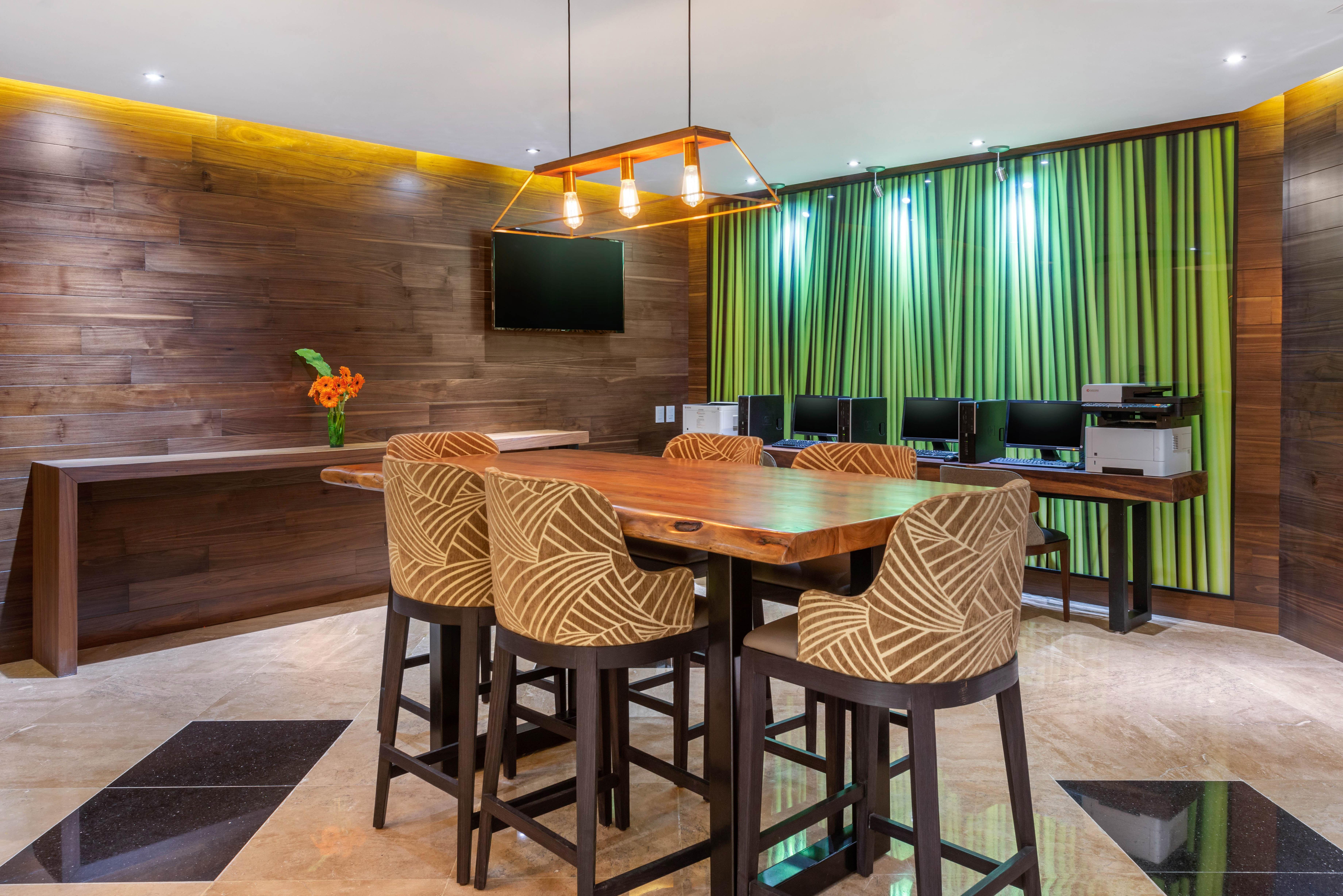 Wyndham Grand All Inclusive & Cancun