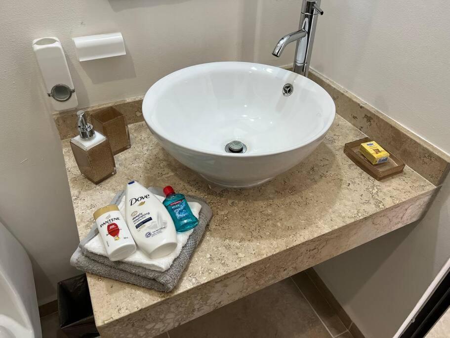 Apartment лагуна. прохладная. с бассейном, 15 мин от моря