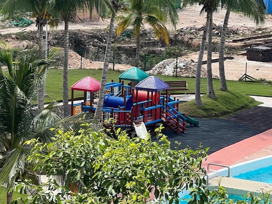 лагуна. прохладная. с бассейном, 15 мин от моря Apartment Cancun