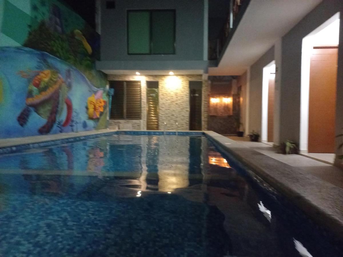 Guest house Casa Arya Con Piscina 2 Personas *
