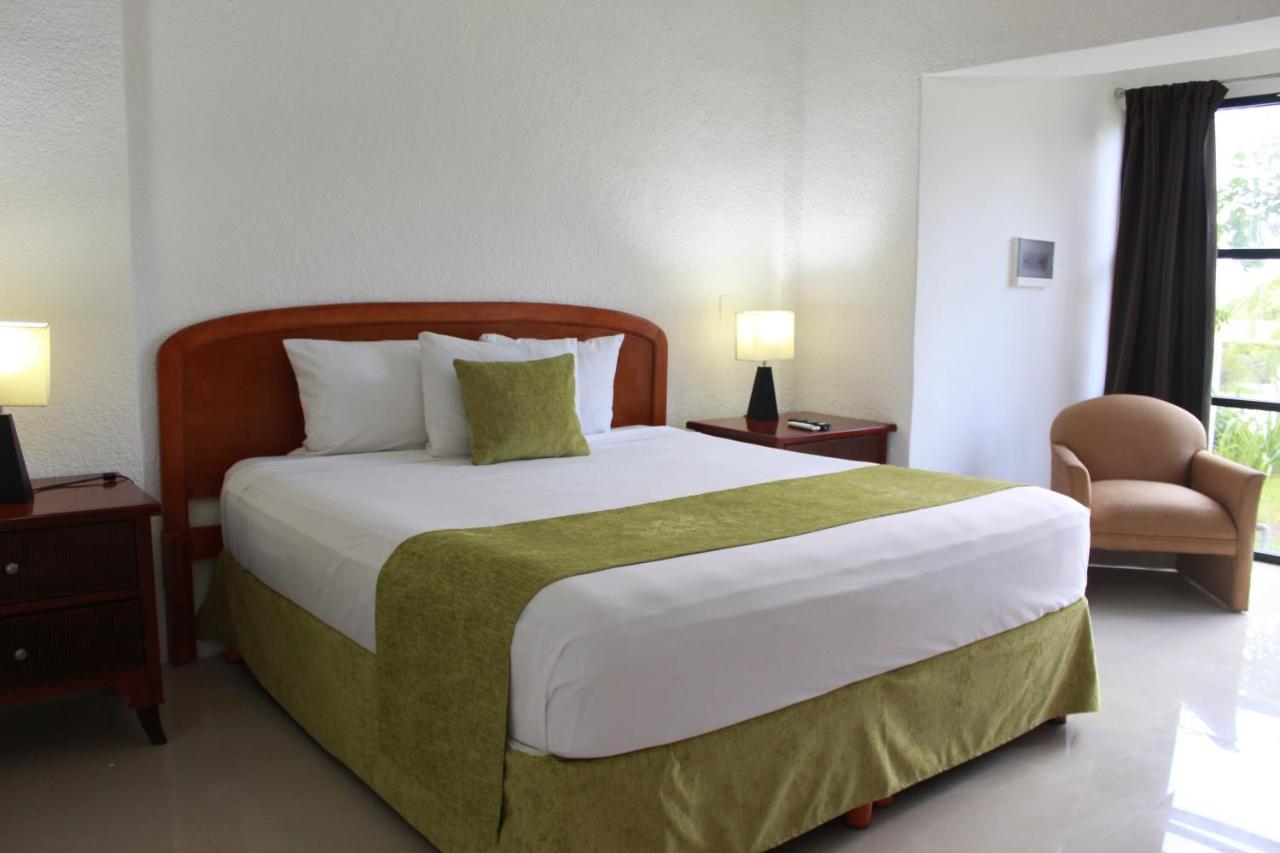 16 Hotel 3*