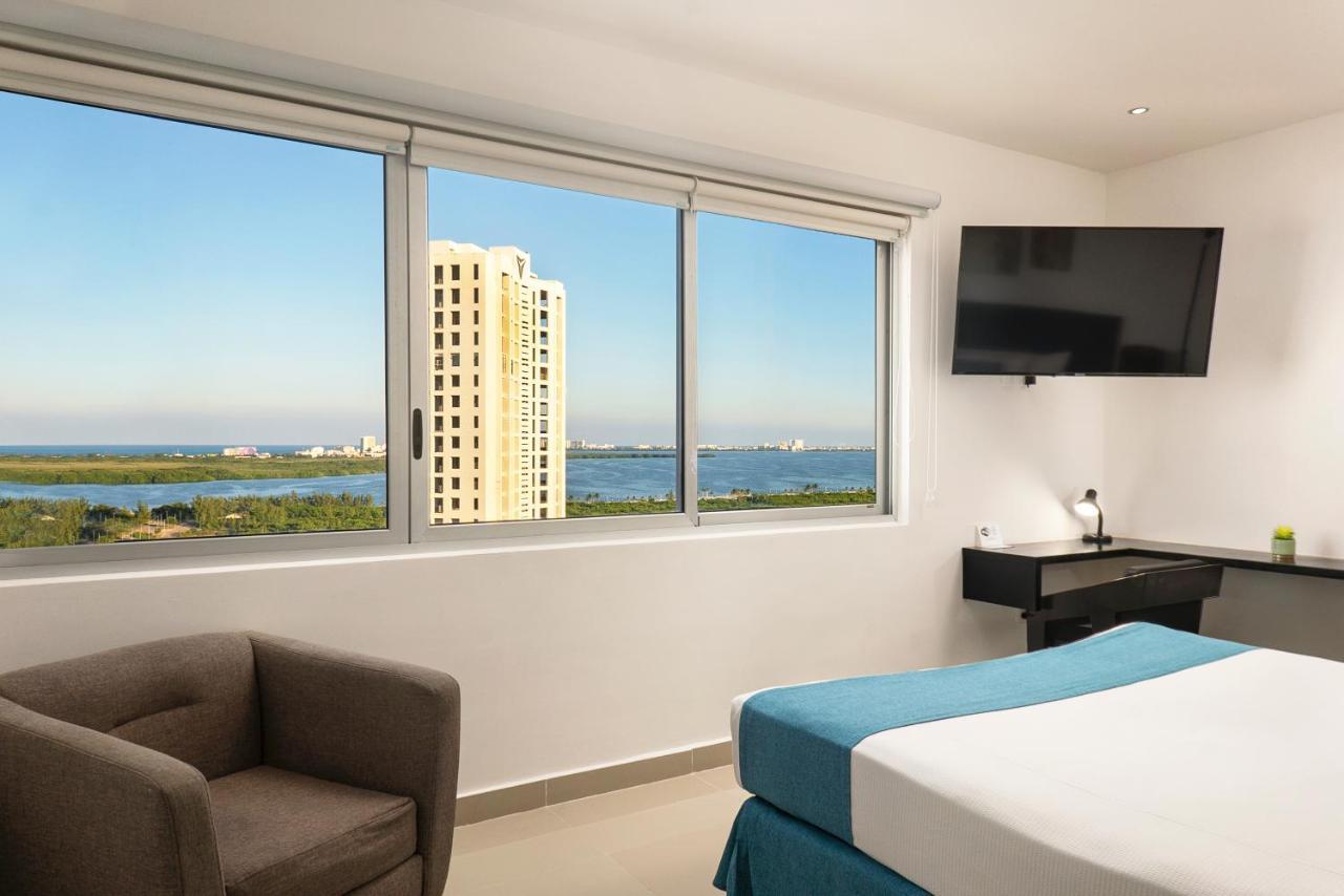 Malecon Hotel