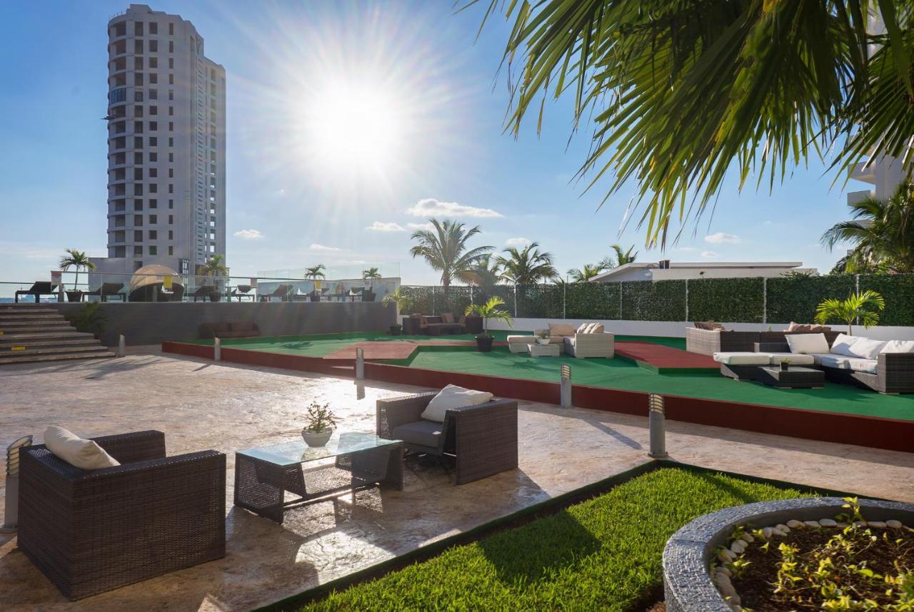 Malecon Hotel