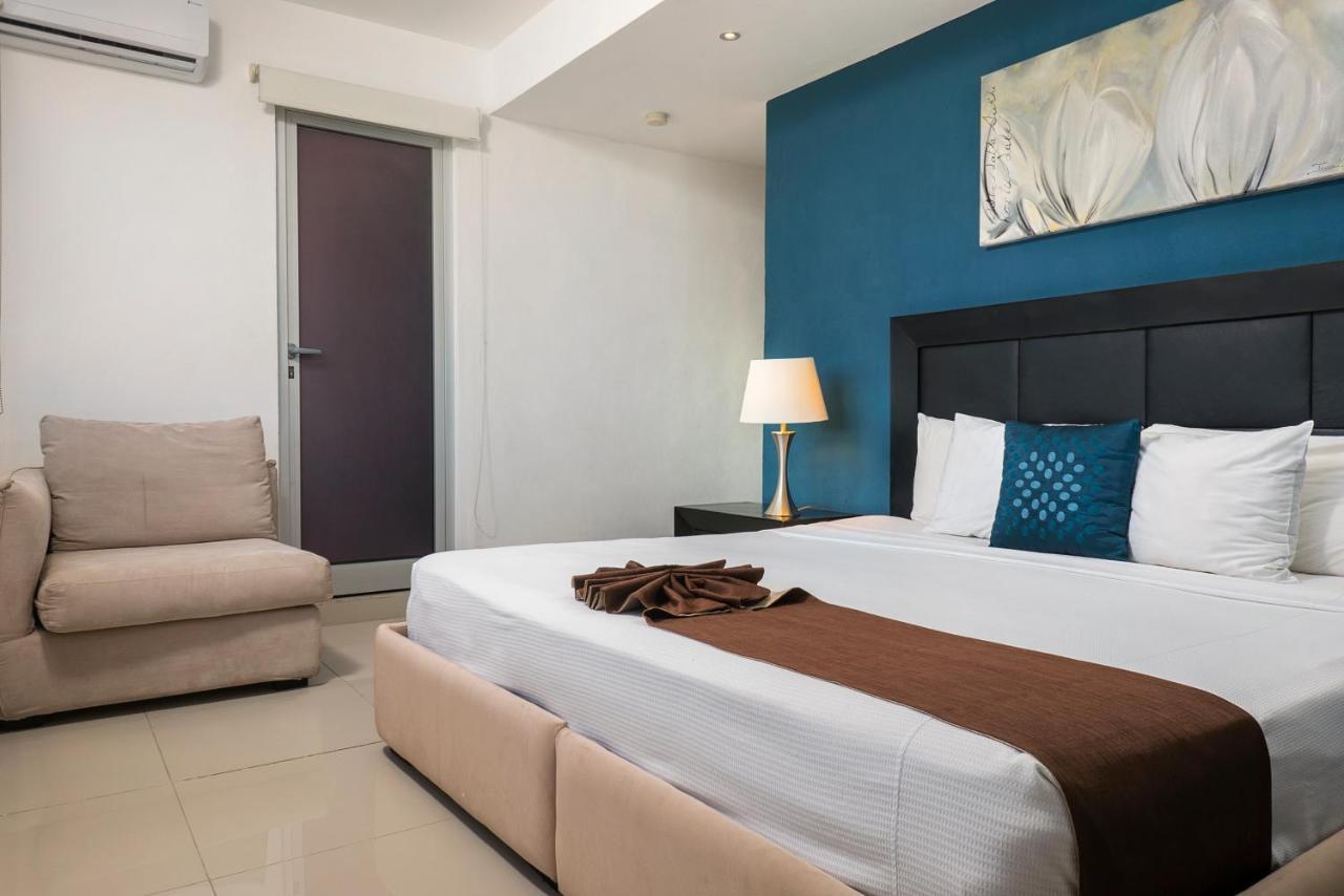 Hotel Malecon