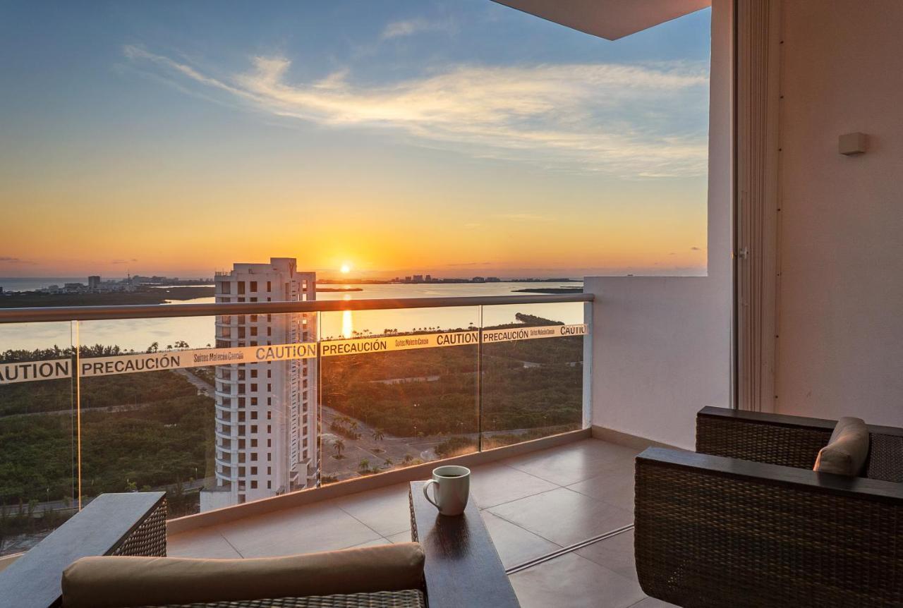 Malecon Hotel Cancun