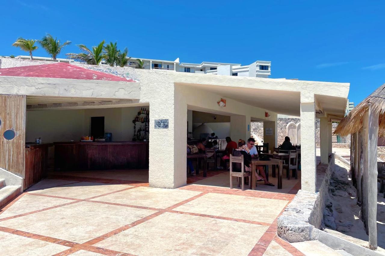 Renovated In At The Zone Apartment