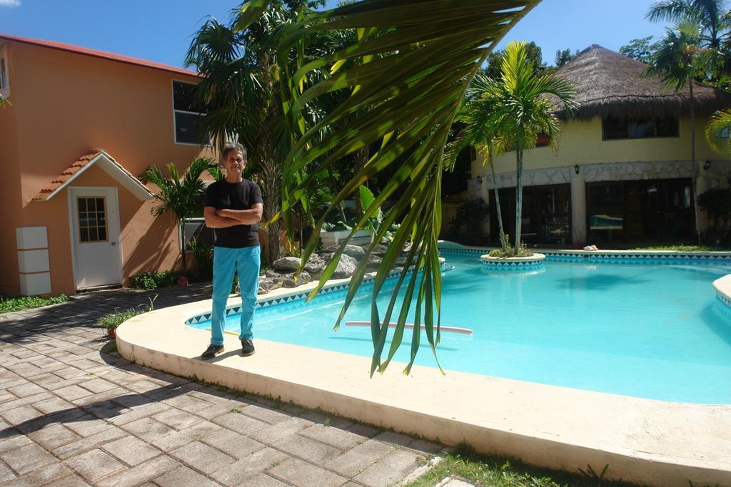 Residencia Encantos Guest house 2*
