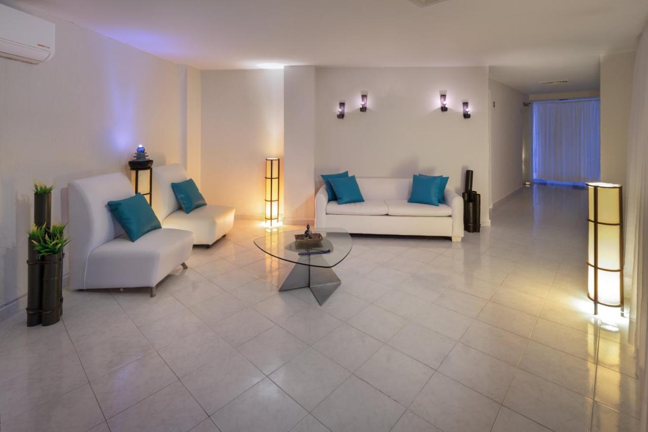 Hotel Cyan &
