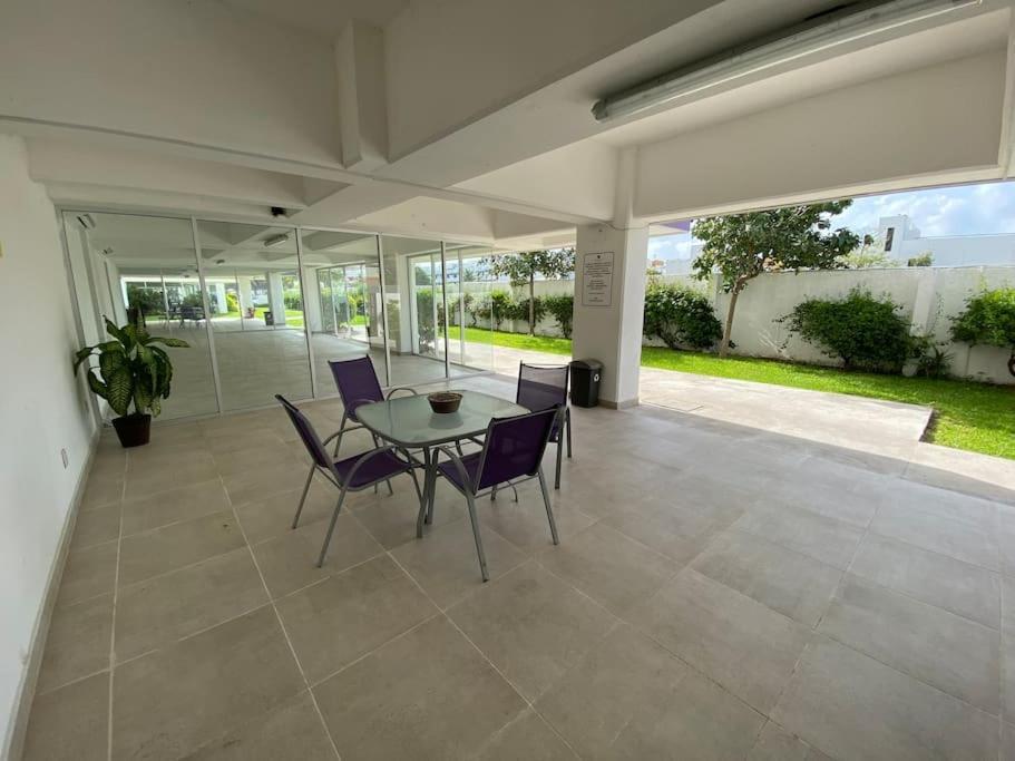 Casa De La Luz Cancun. Amazing With Stunning Pool In Front Of Mall * Cancun