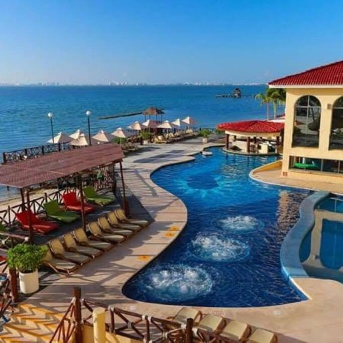 Nice And Private Beach! Apartment Cancún