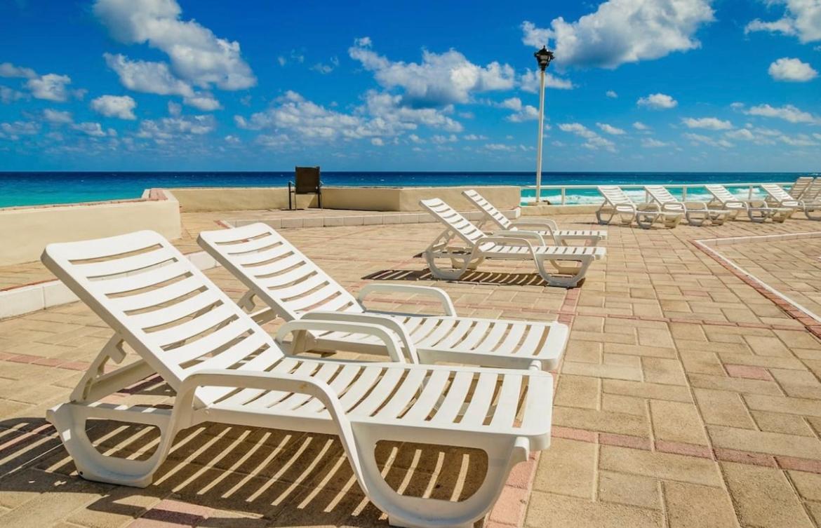 Dual View Ocean Front Apartment