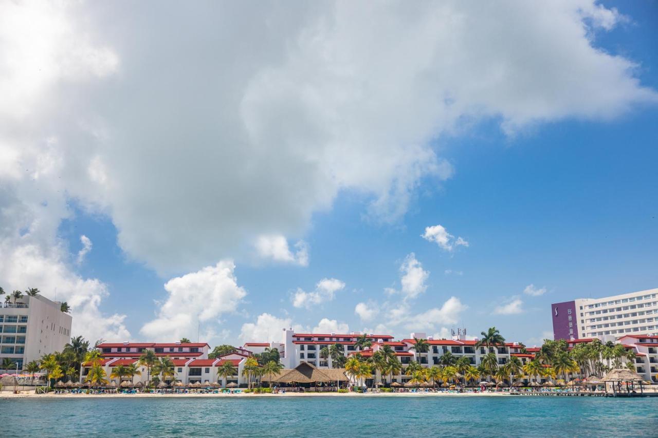 The Royal Resort
