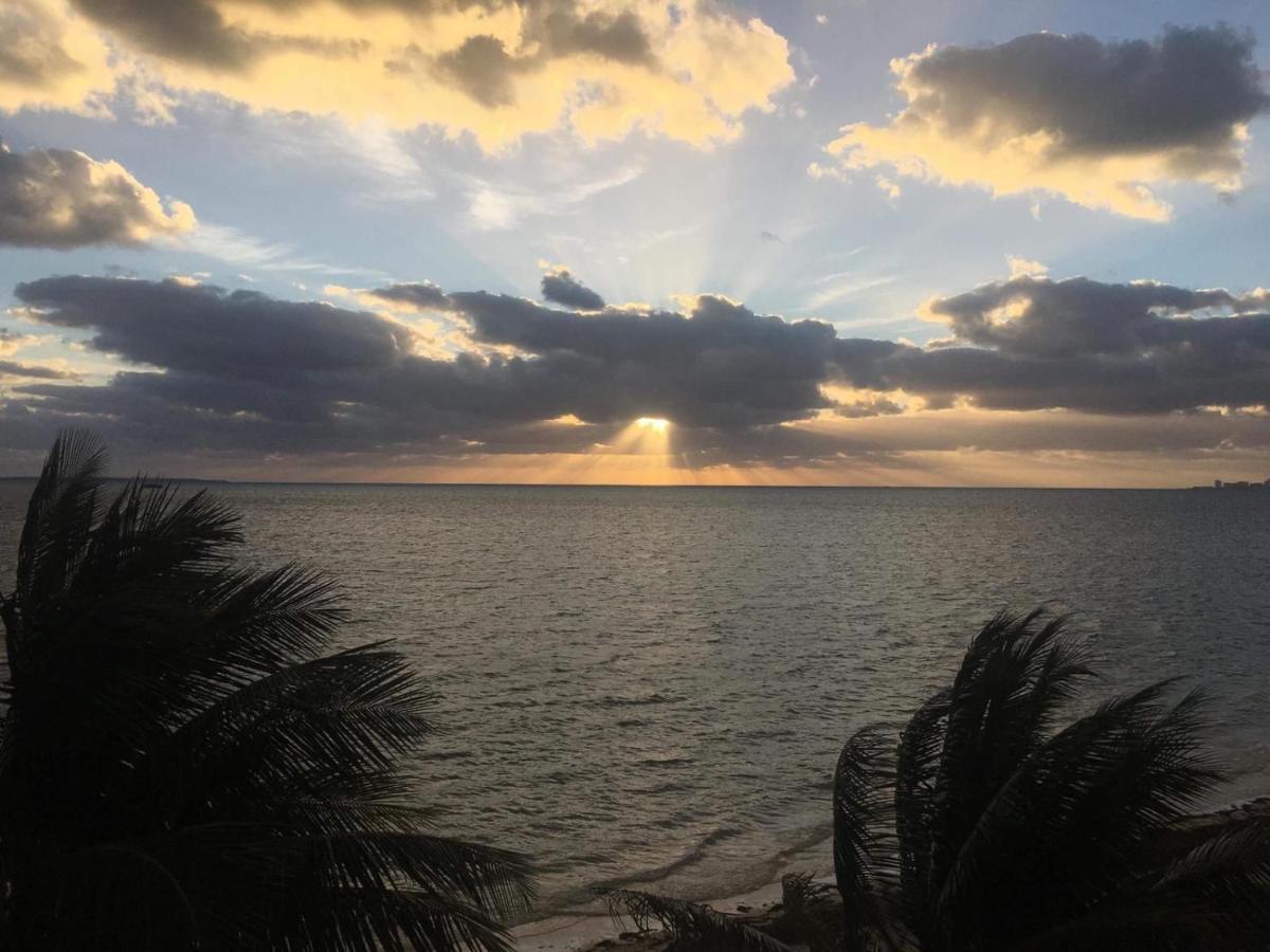 Punta Me With Sea View & Cancun