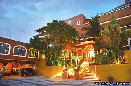 Mia Hotel 3*