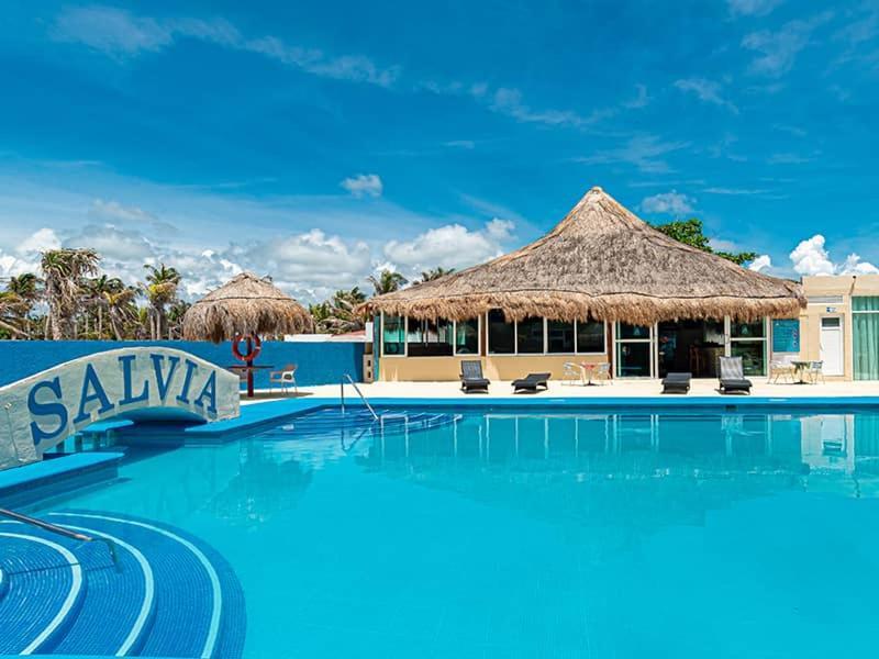 Beachfront Penthouse Aparthotel *