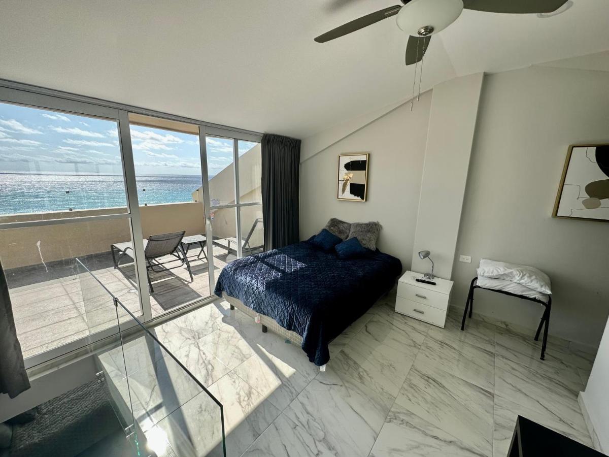 Beachfront Penthouse Cancun